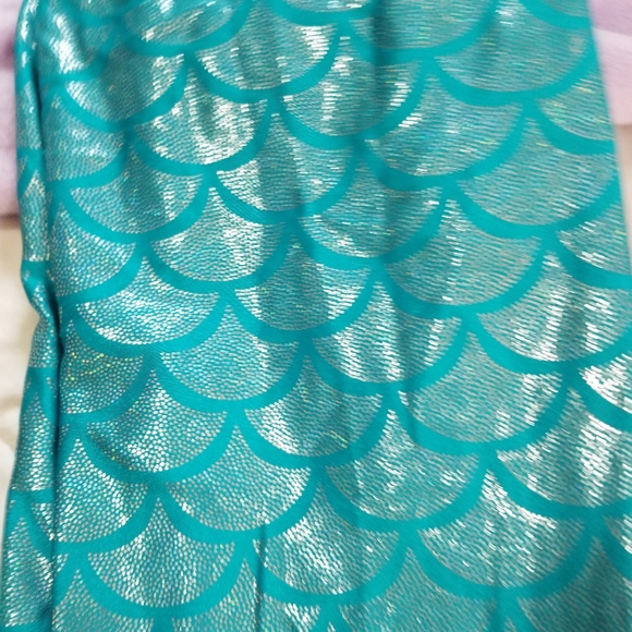 Mermaid bundle 🧜‍♀️🧜‍♀️ - Picture 3 of 5